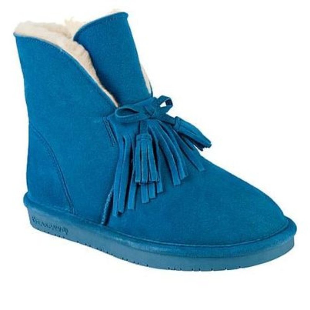 BOOTS New 11/10M BEARPAW® Christie Suede Sheepskin Fringe Boot Blue